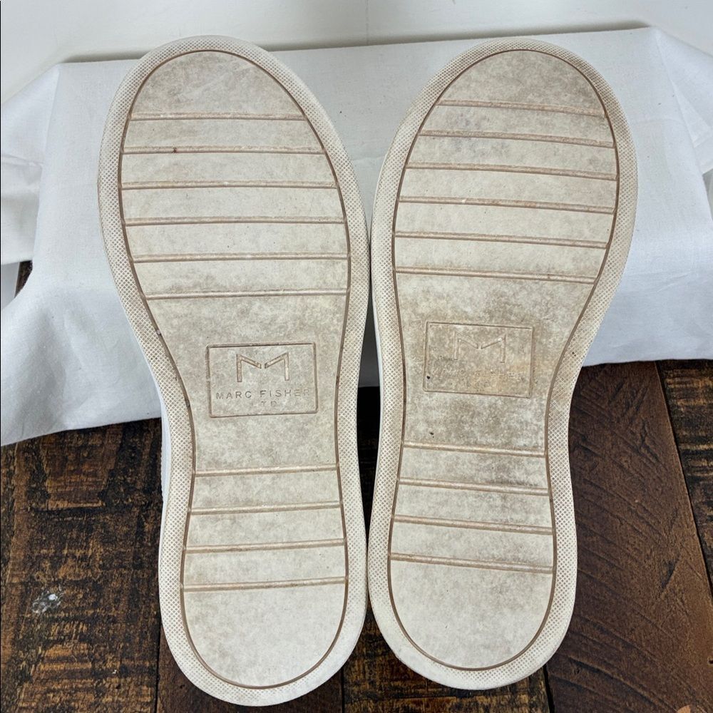 Marc Fisher Women’s 7 Maggy White Leather Low-Top Chunky Sneakers Snakeskin Heel - Picture 7 of 8
